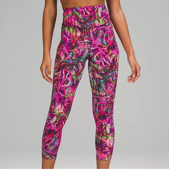 LULULEMON BASE PACE NWT AUTHENTIC HIGH RISE RUNNING NULUX FABRIC TIGHT. - Picture 1 of 17